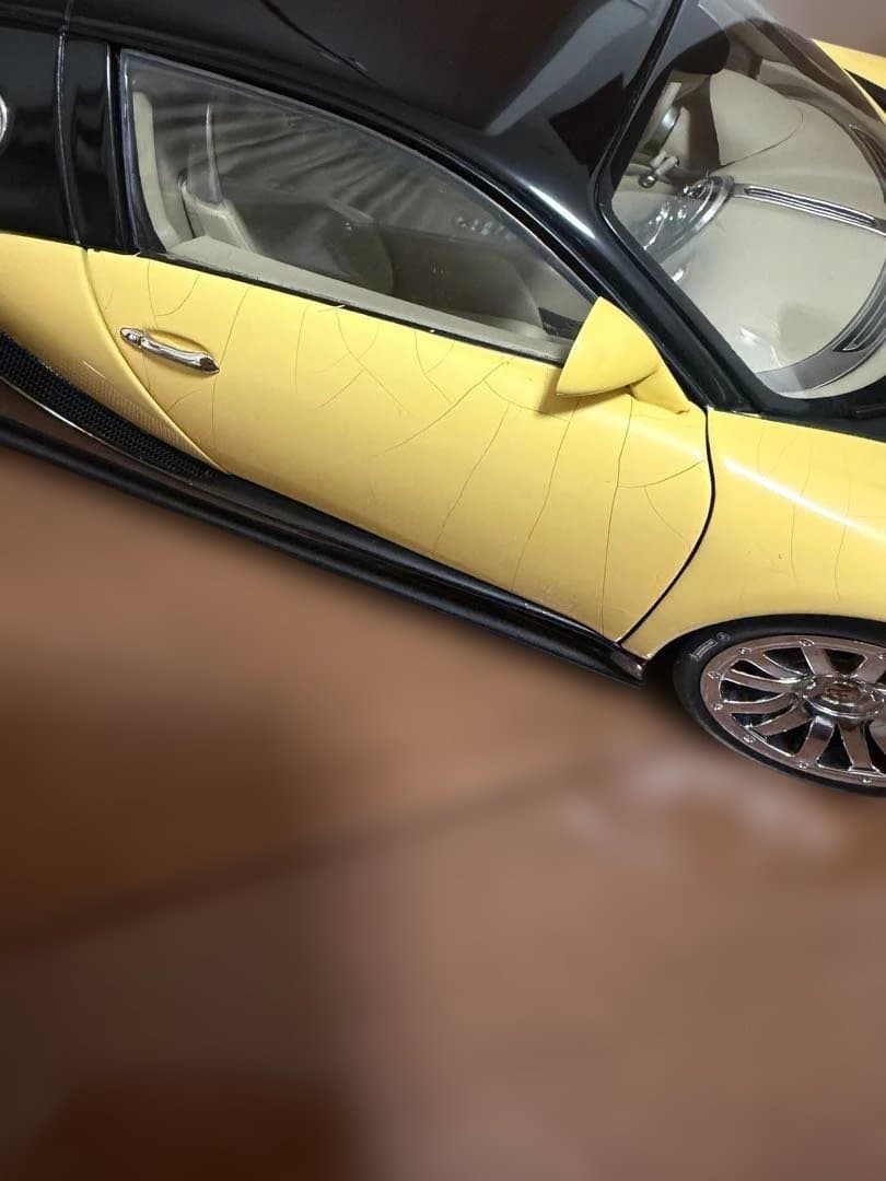 オートアートBugatti Veyron ミニカー 1/18シリアル番号付き