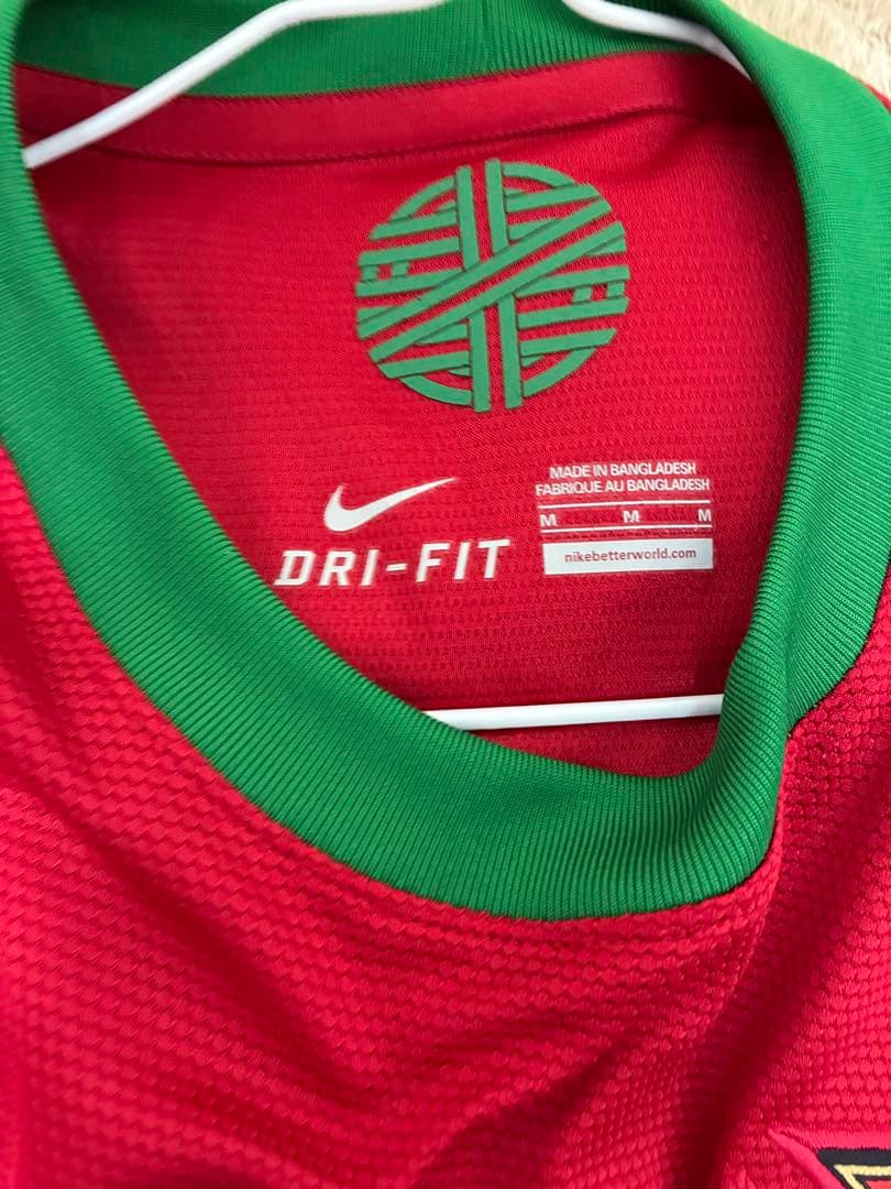 【美品】Nike ポルトガル代表 レッドシャツ M