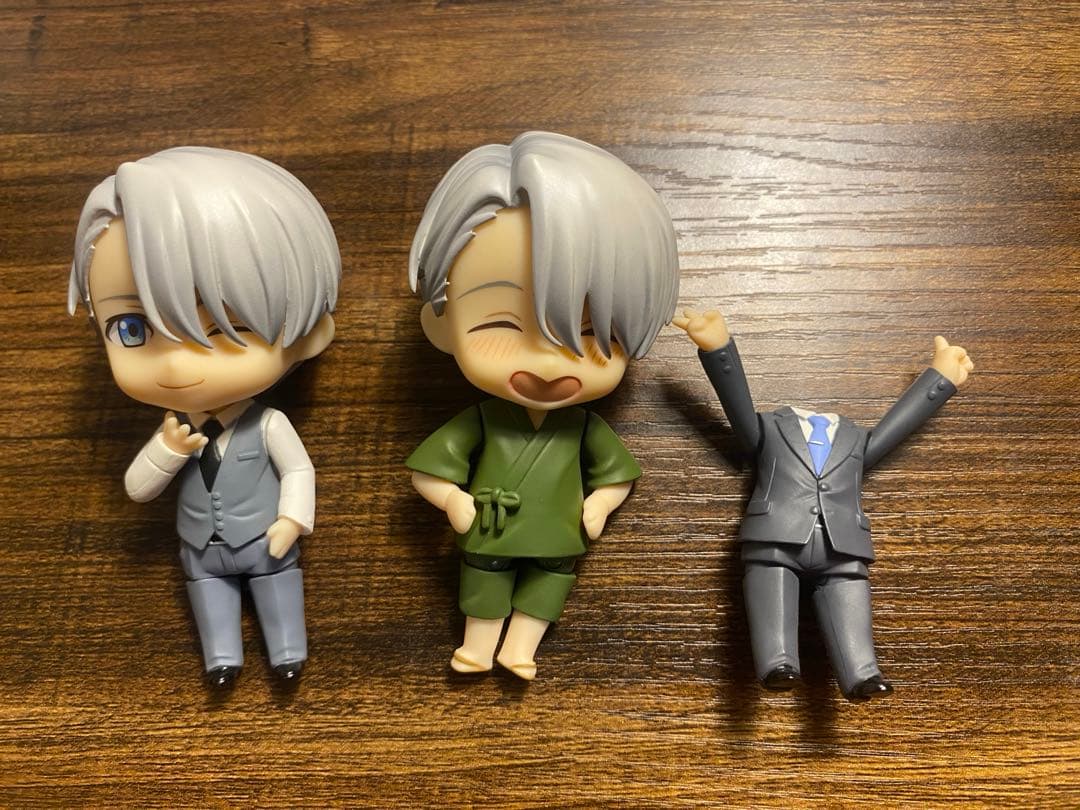 【モモ】激レア！ヴィクトルユーリ勇利ねんどろいど フィギュア