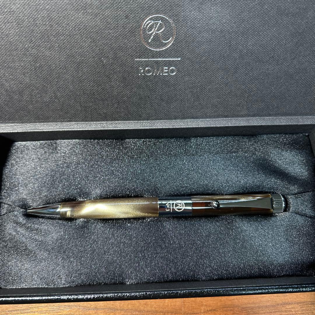 ロメオNo.3 イタリアングレー　ボールペン　細軸