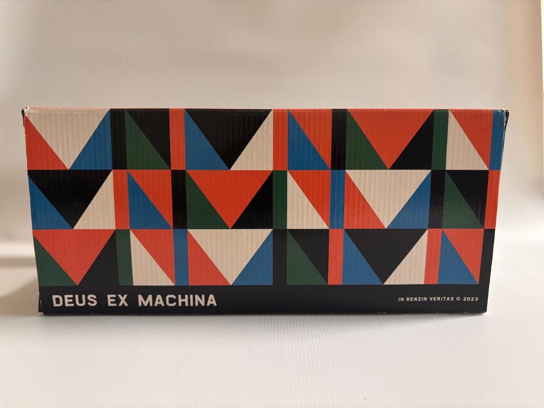 まうそ様・DEUS デウス x マット・ウィリー ソリド 1/18 モデル