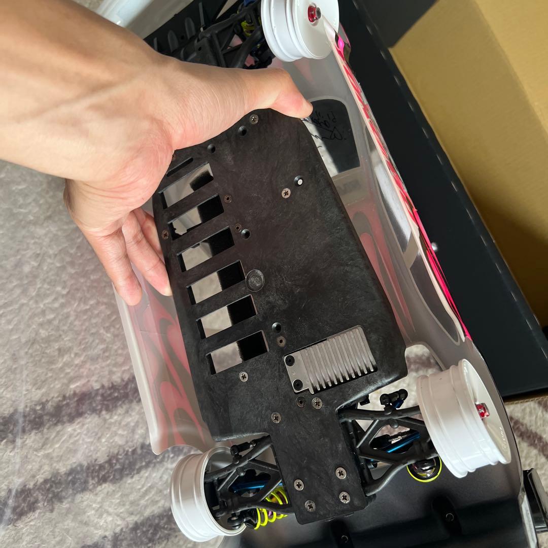 Yokomo V12 GM-Racing ラジコンカー