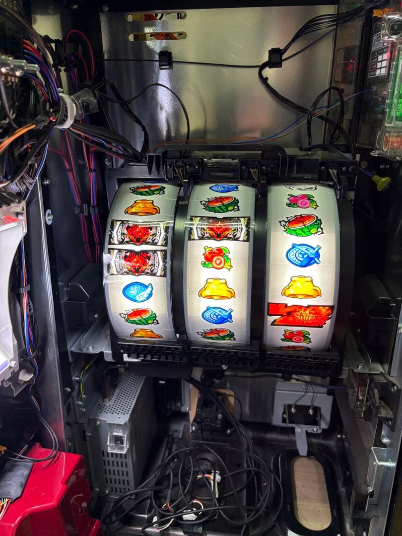 盾の勇者の成り上がり スロット　実機　イヤホンコンバーター仕様