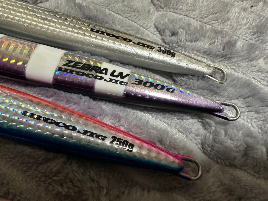 羽田ジグ　黒羽170✖️2 200✖️1 ウコロジク　250、300