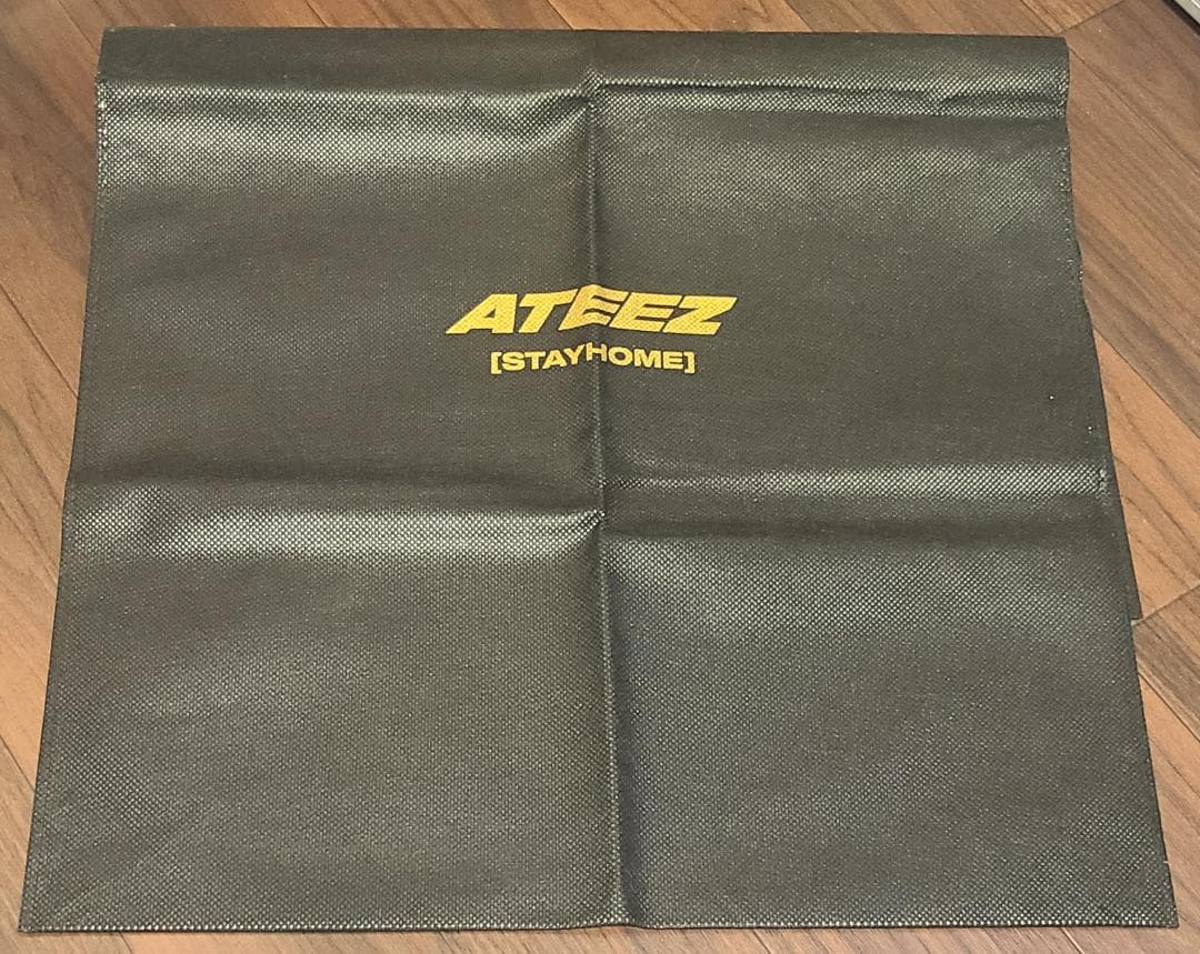 【新品 未使用】ATEEZ ソンファ SEONGHWA センイル MD ガウン