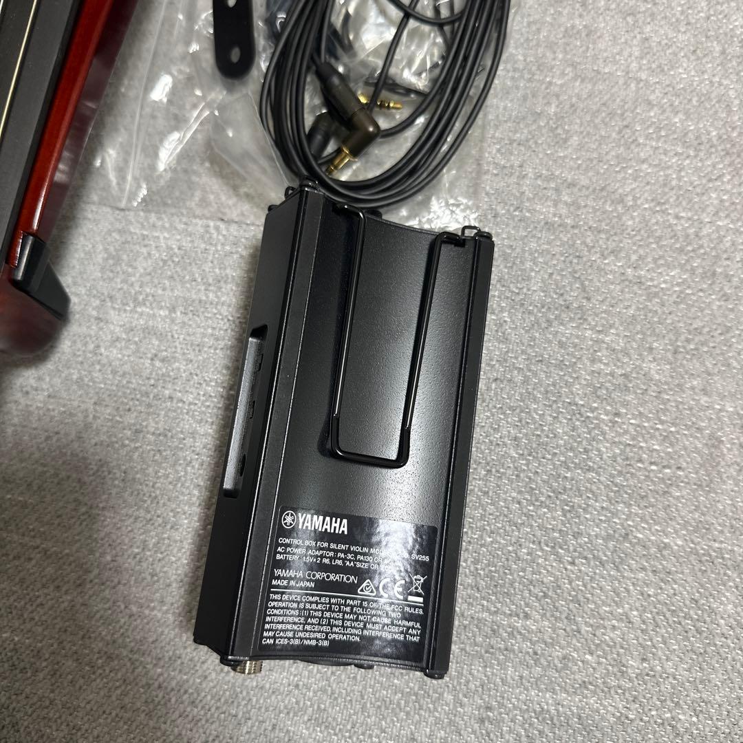 ヤマハ YAMAHA サイレントバイオリン ハードケース/ケーブル類/アンプ付き
