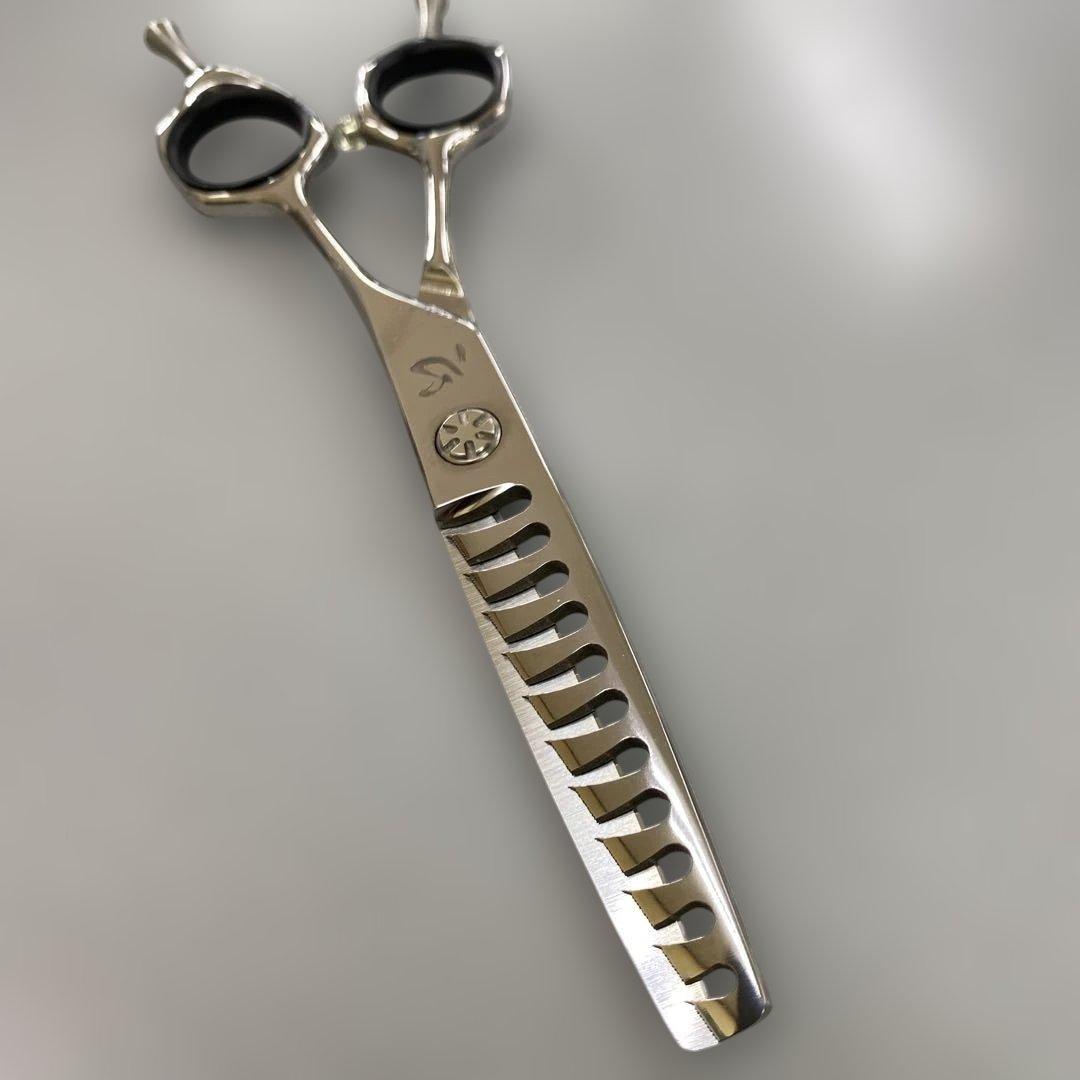 ６インチシザー　カットスキ率70%~80% 新品 理美容シザー