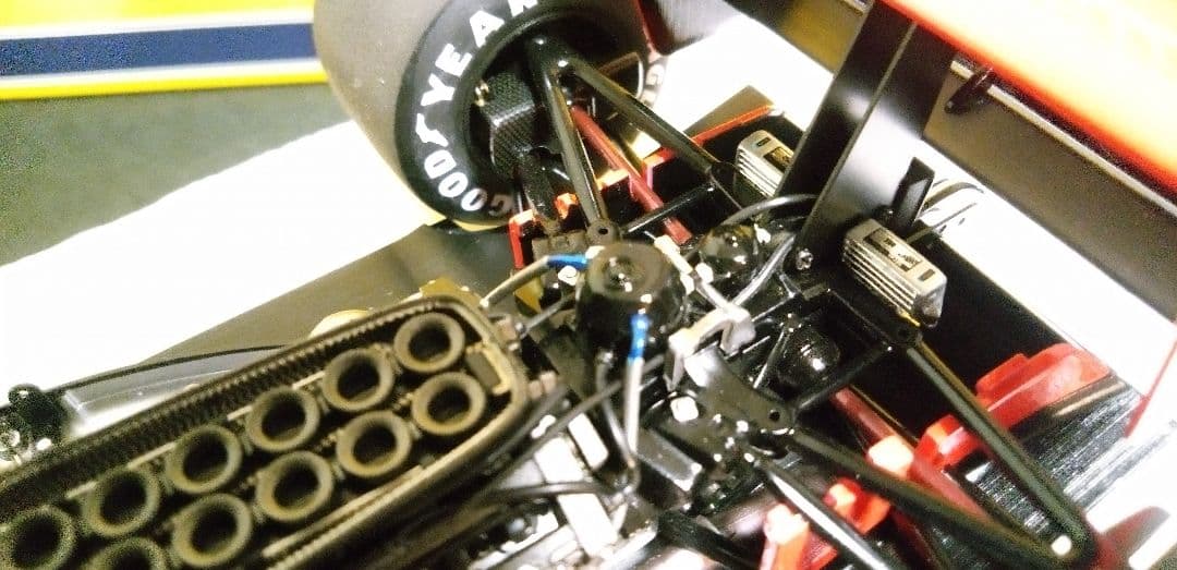 オートアート 1/18 F1 マクラーレン MP4/6 Aセナ Marlboro