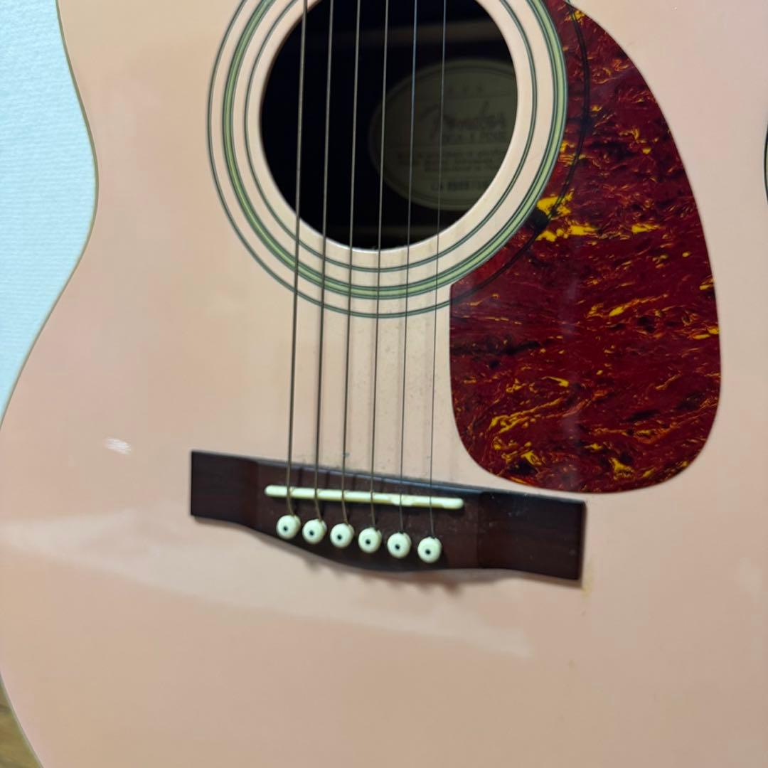 アコースティックギター Fender フェンダー　ピンク　アコギ
