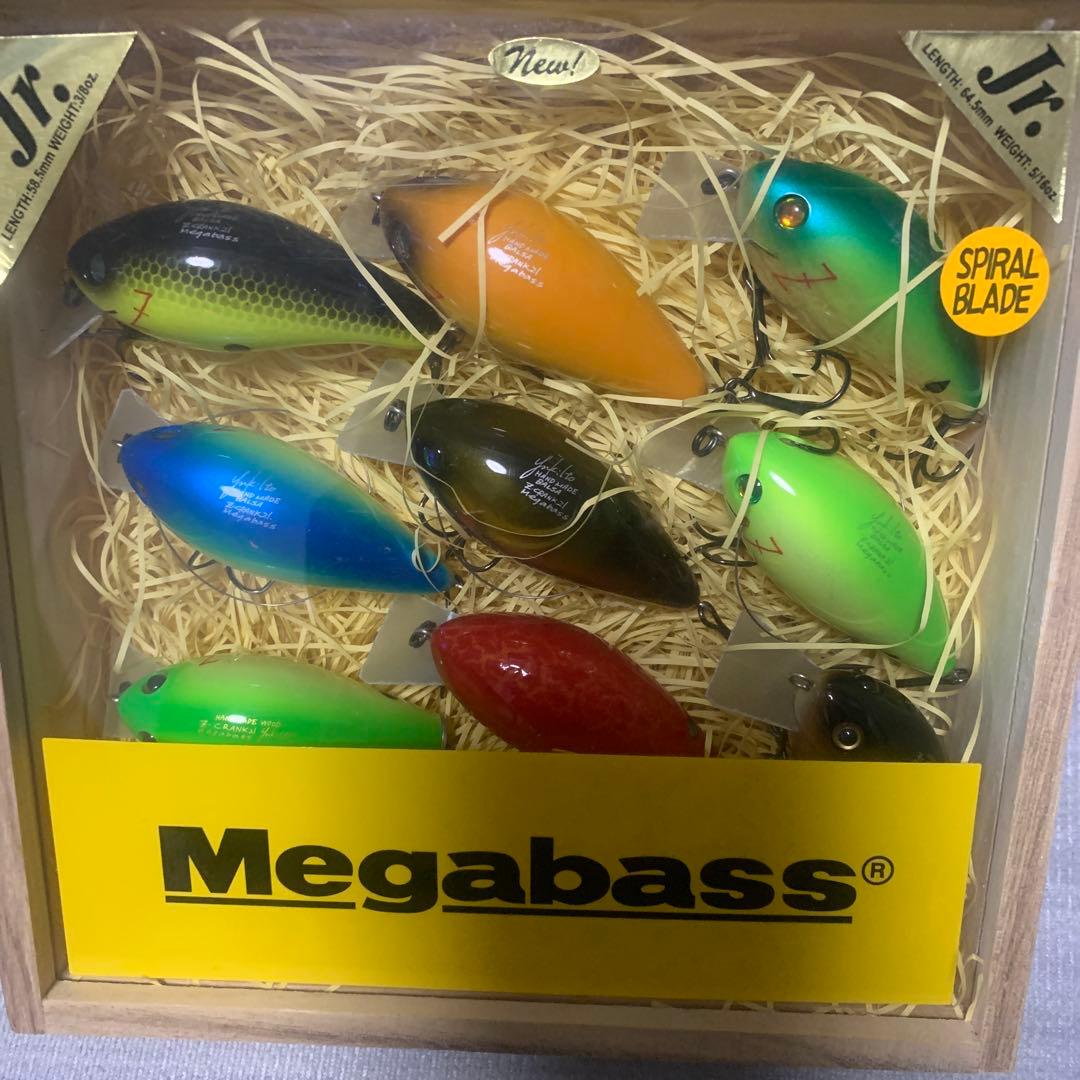 値下げ　メガバス　Ｚクランク　バルサ＆ウッド