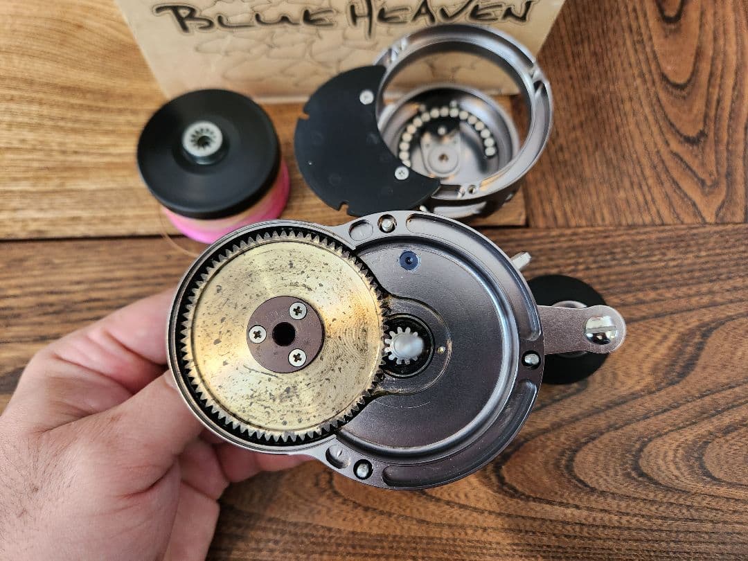 リール BLUE HEAVEN L50Hi/L MAGBRAKE-S/(Gr)