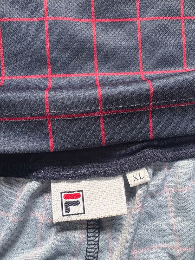 FILA チェック柄 ポロシャツとショートパンツ XL