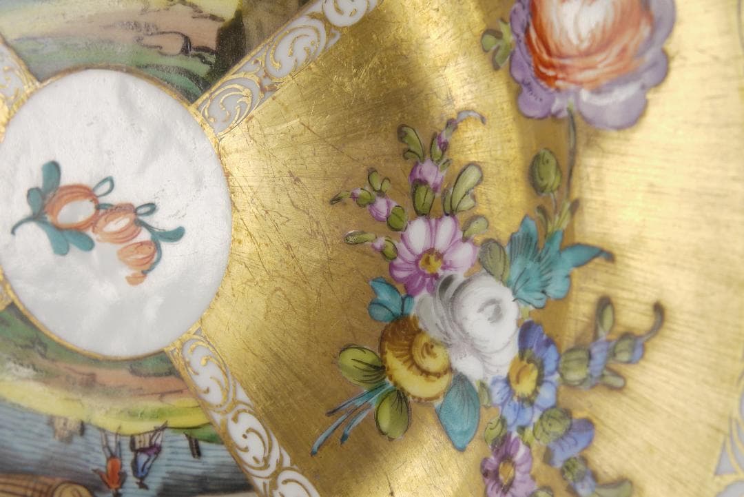 [アンティーク] 港湾風景と花が描かれた絵皿