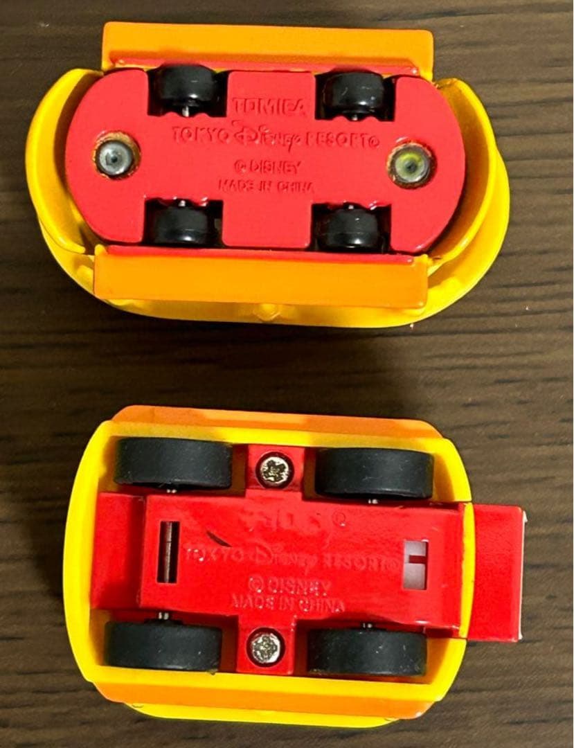 ディズニー トミカ チョロQ ビークルコレクション ジョリートロリー 2台セット