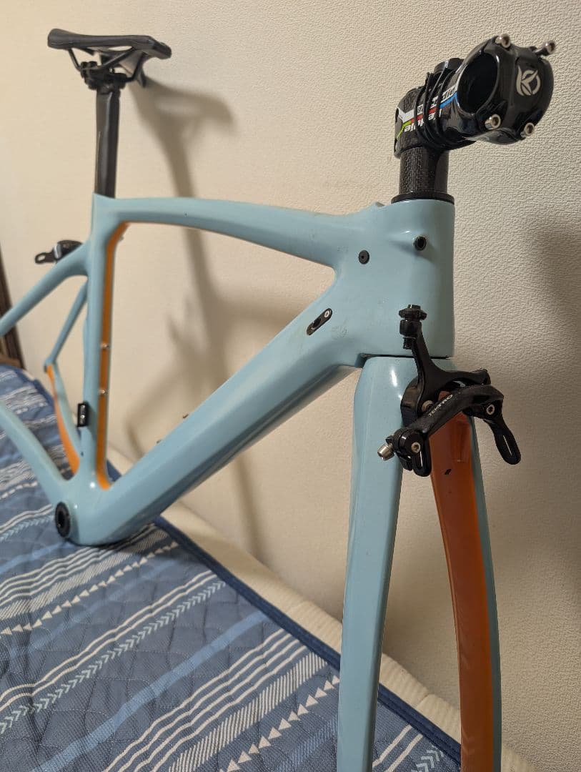 値下げ中！カーボン ロードバイクフレーム