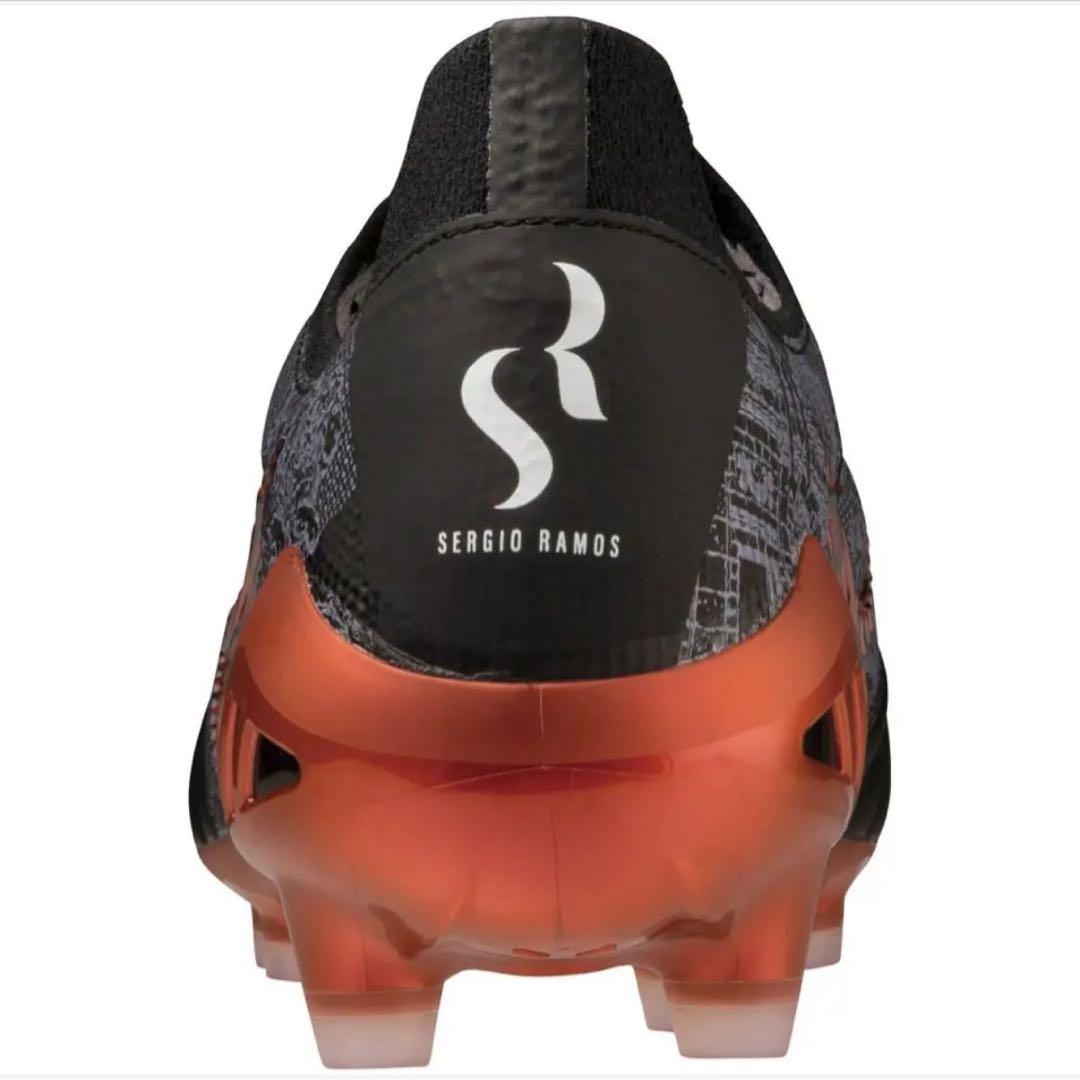 Mizunoモレリアネオ3βセルヒオラモス