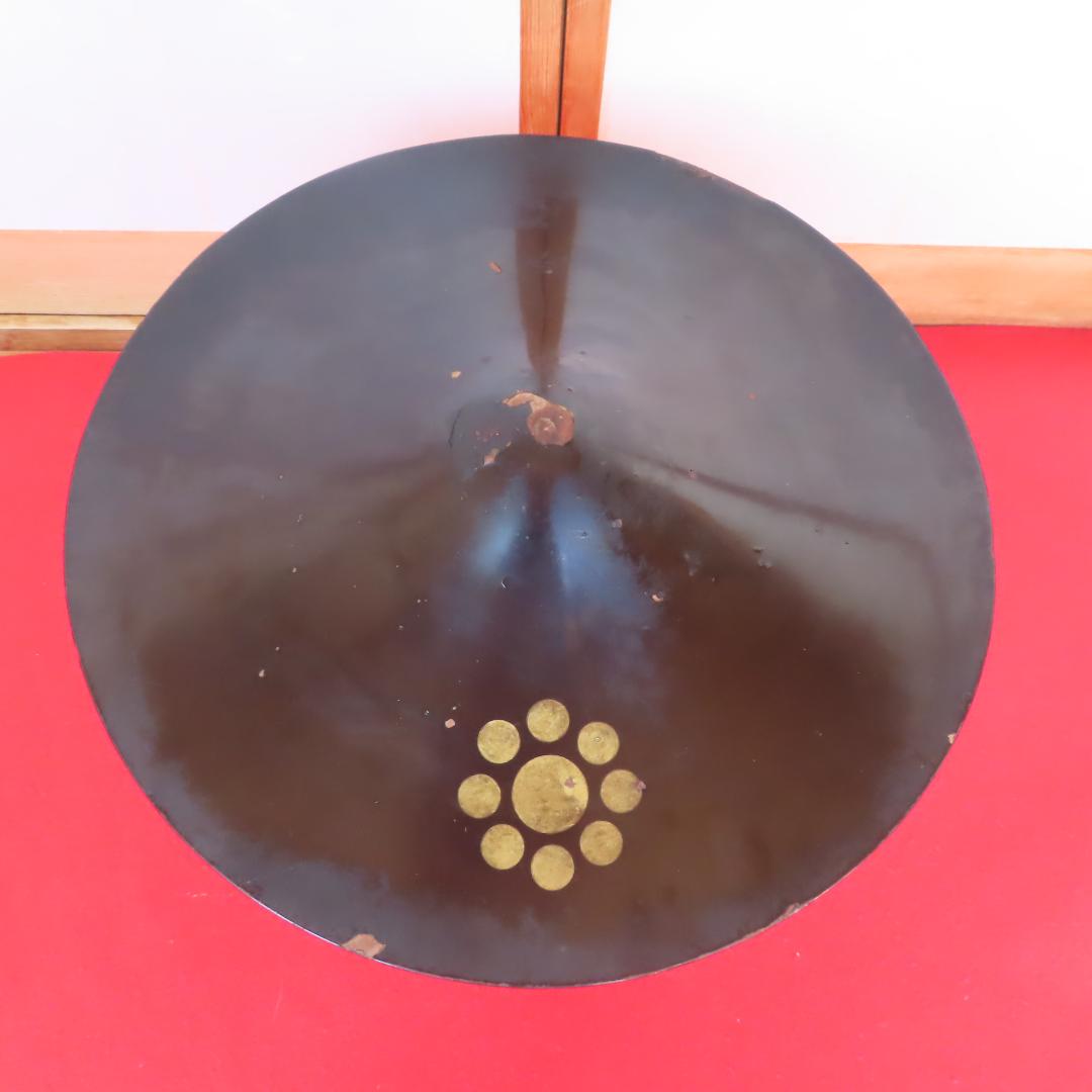 ほぼ無補修のオリジナル状態の陣笠（平陣笠・木製）