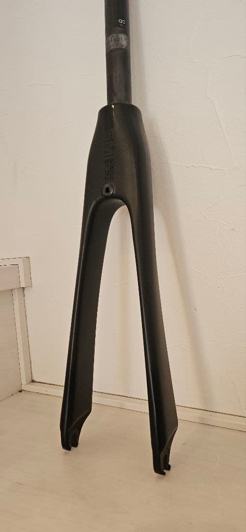 Kitt design SMI 368 カーボンフロントフォーク tern