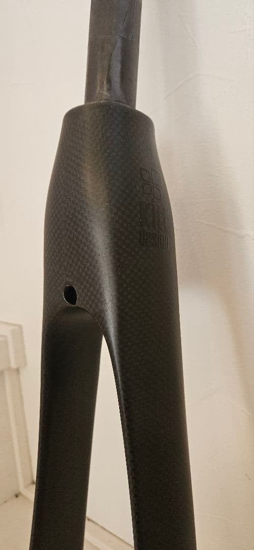 Kitt design SMI 368 カーボンフロントフォーク tern