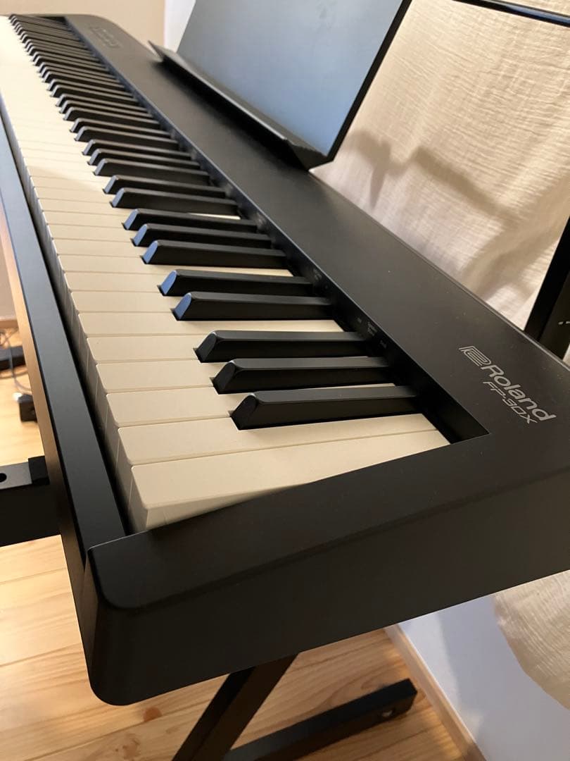 【新品同様】1年保証付 Roland FP-30X デジタルピアノ 88鍵