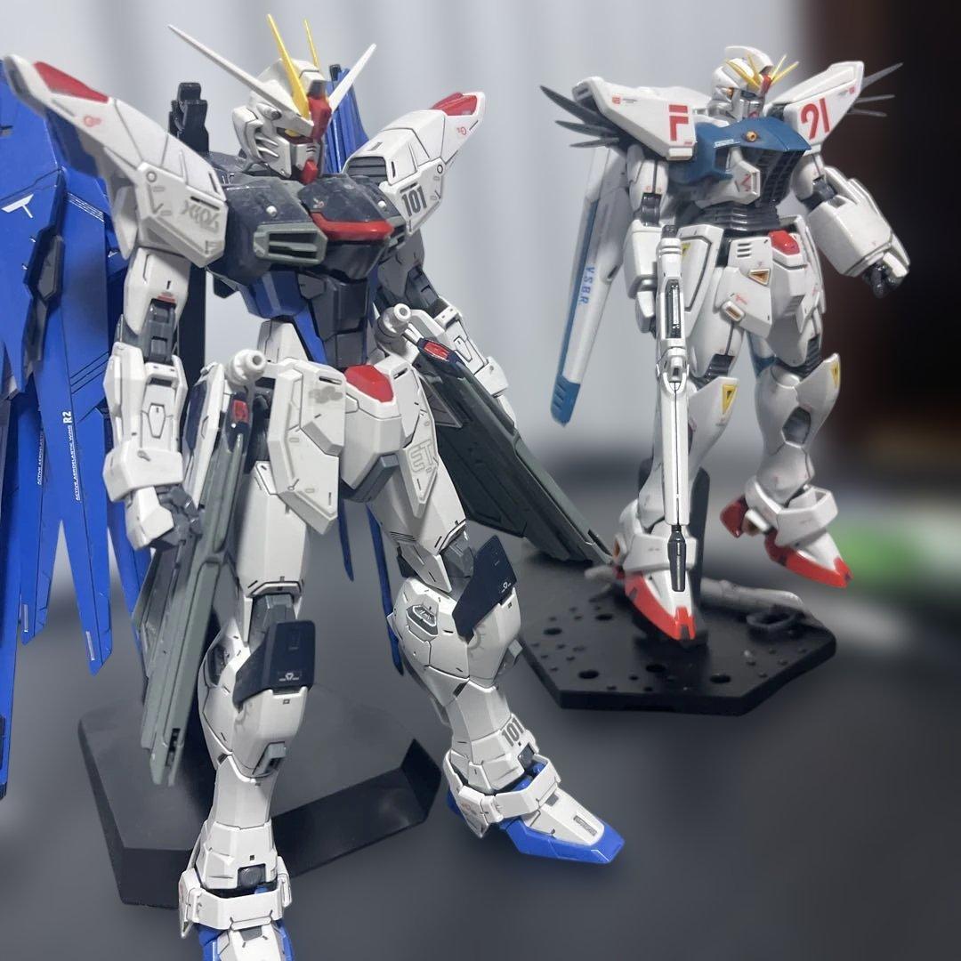 MGフリーダムガンダムVer.2.0 MGガンダムF91 Ver.2.0の2体