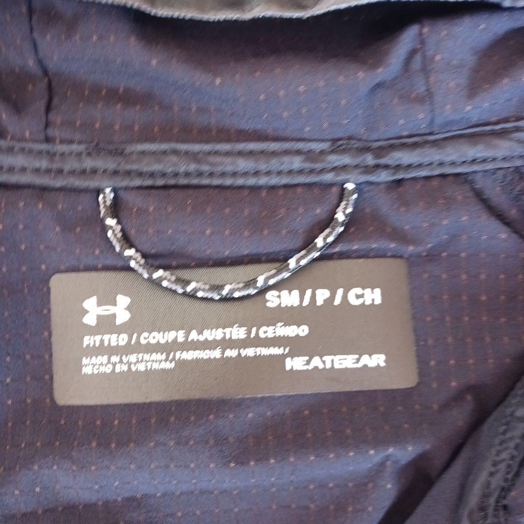 アンダーアーマー heatgear フルジップナイロンパーカー