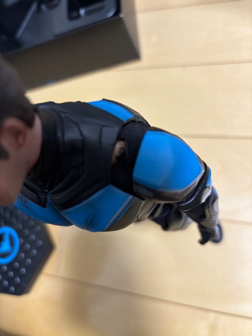 ナイトウィング 1/6 アクションフィギュア バットマン