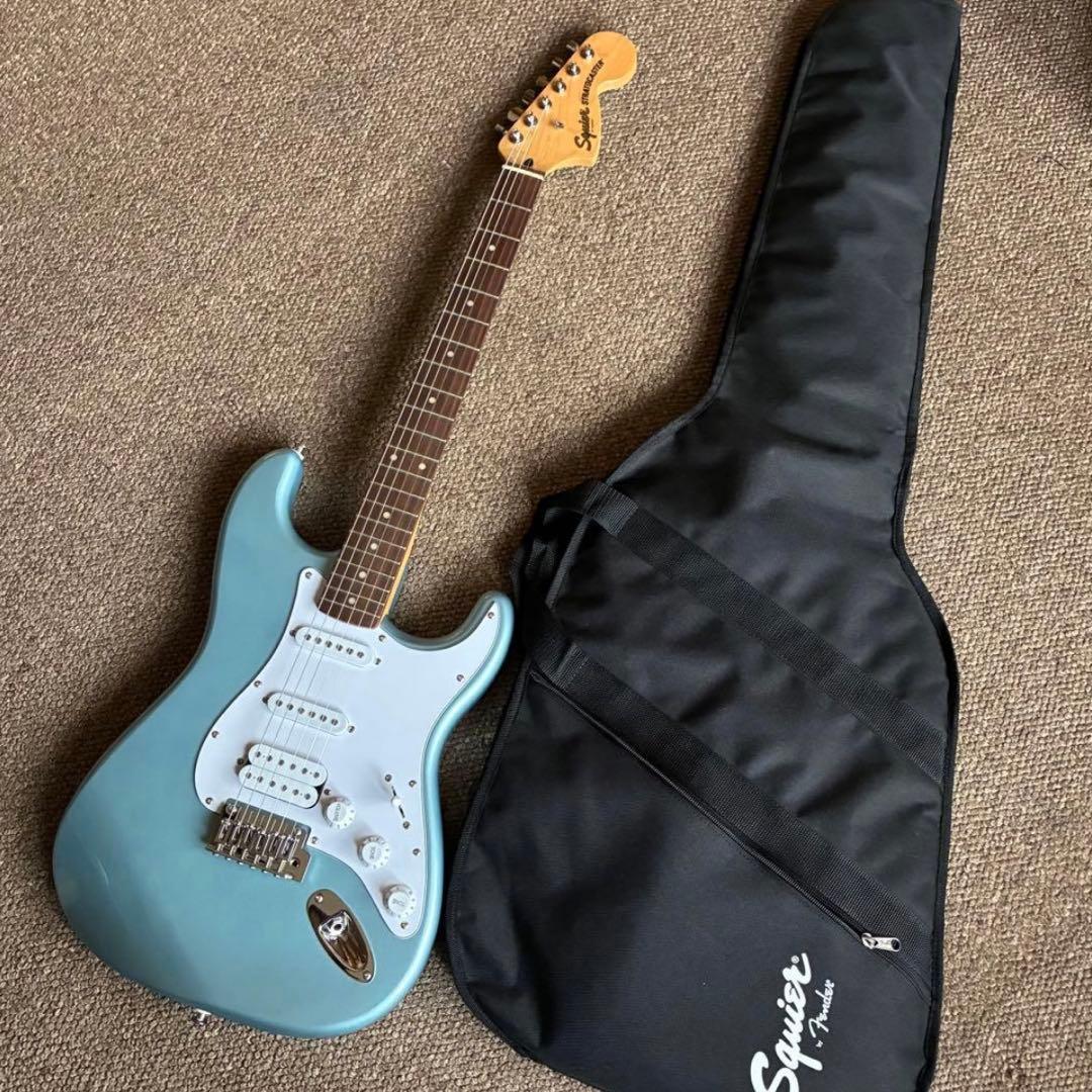 ギター Squier affinity Stratocaster IceBlue HSS