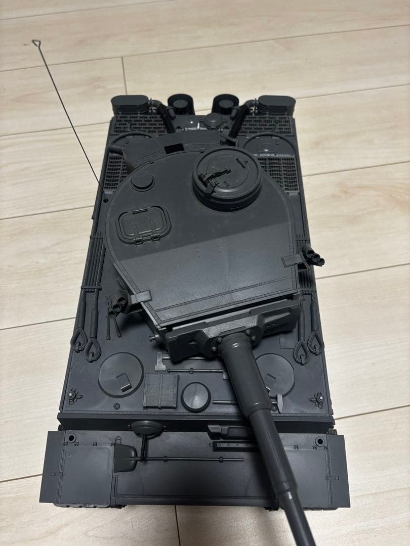 タミヤ　ラジコン・タイガーⅠ(初期型)1/16 完成品