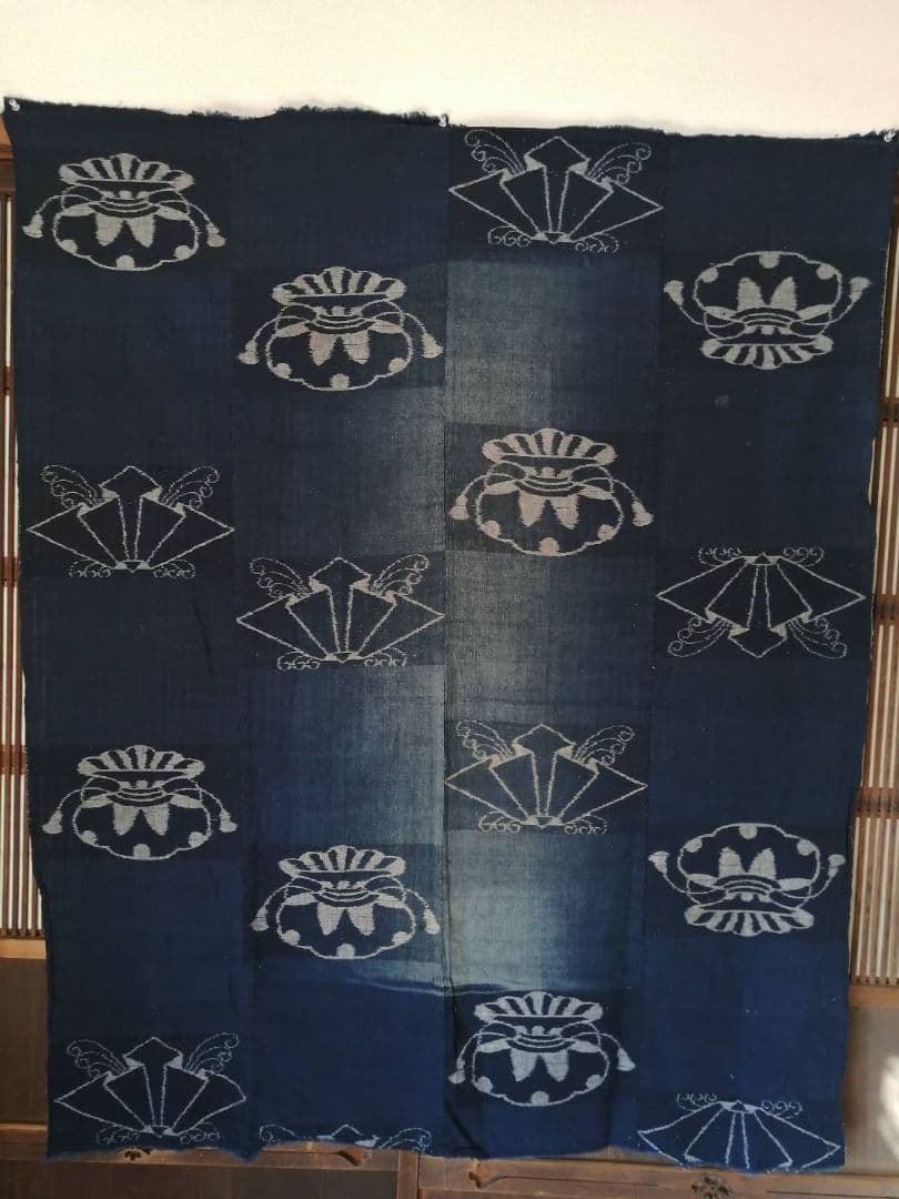 伊予絣　宝袋に蝶熨斗文　4幅