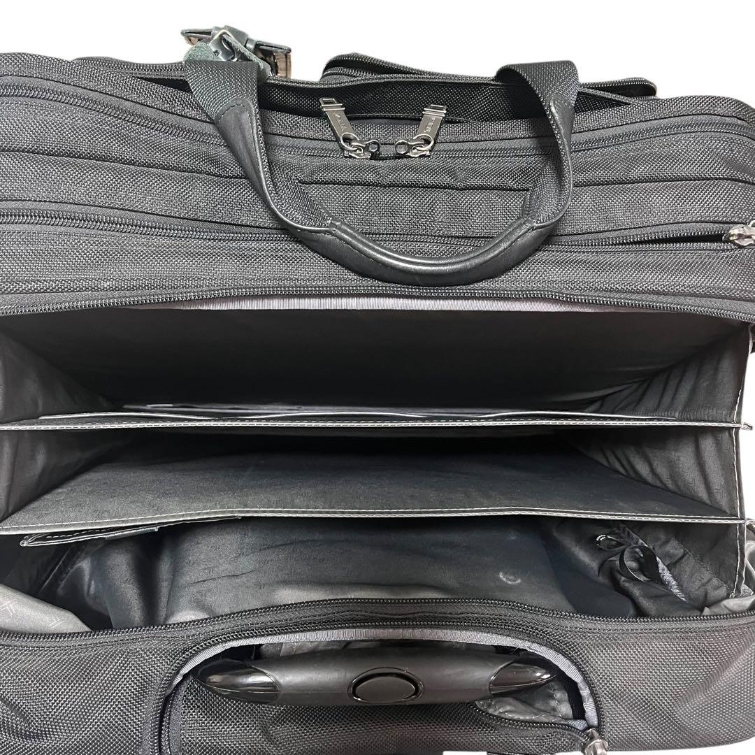 【美品 廃盤品】トゥミ 26104D4 キャリーバッグ　3気室 ナイロン 黒