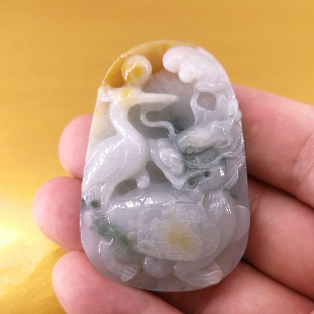ビルマ翡翠精細彫刻「太陽白鷺蝙蝠霊芝龍亀」(A貨保証)(整理番号:AJ06)