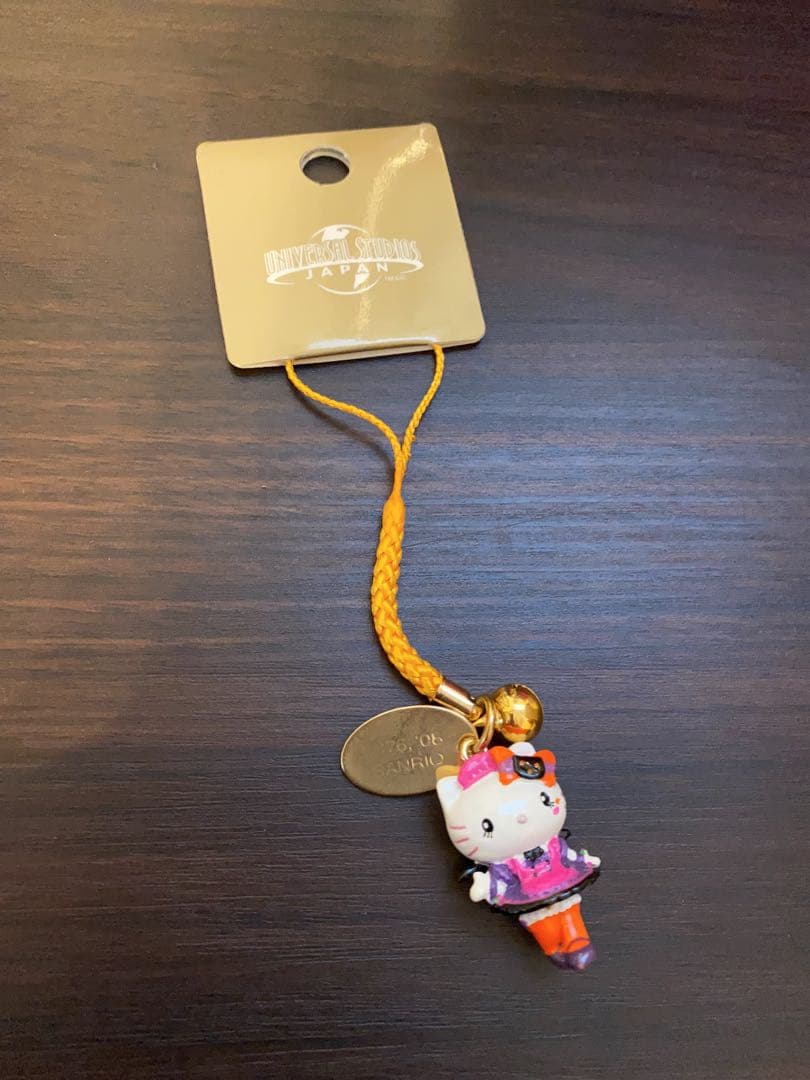 USJ限定 希少レア根付け　ハロウィン　ハローキティ ストラップ ご当地キティ