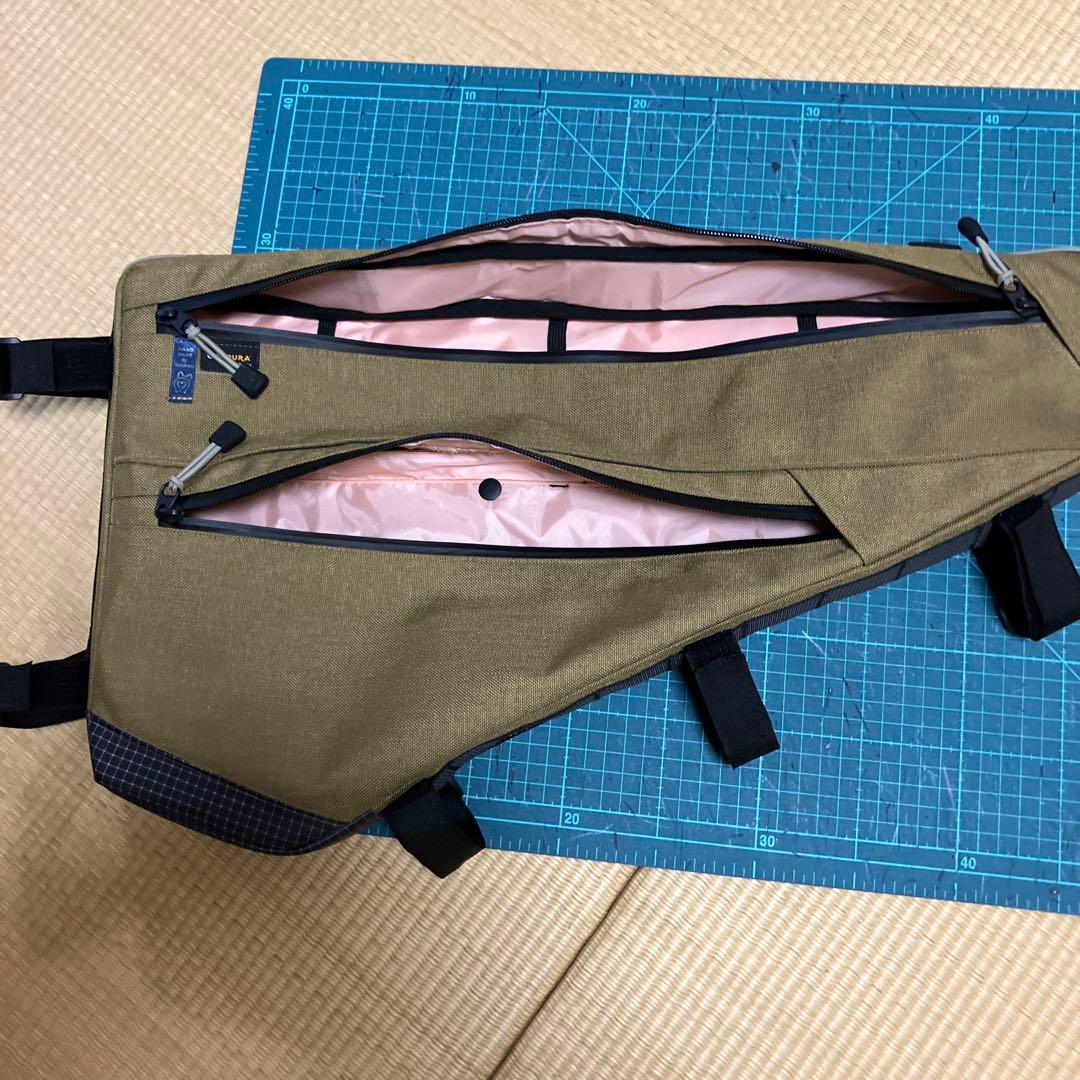 LaLaLaサーリーグラップラー　ハンドメイドフレームバッグ