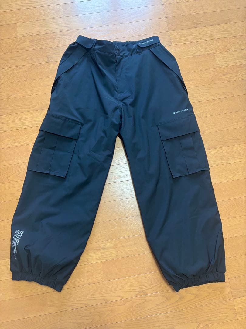 ビヨンドメダルズ　カーゴパンツ2425 2L スノーボードウェア　メンズ