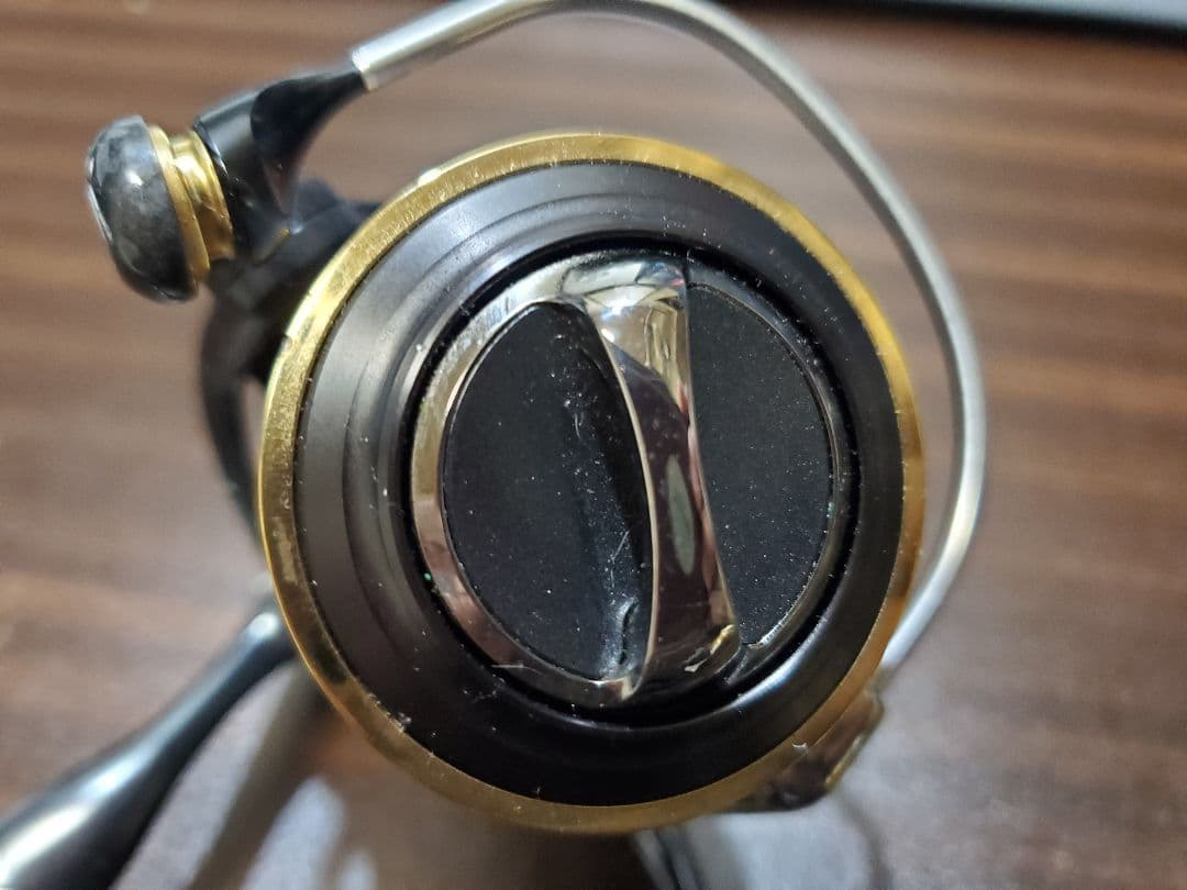 リール DAIWA CERTATE 2510PE-H