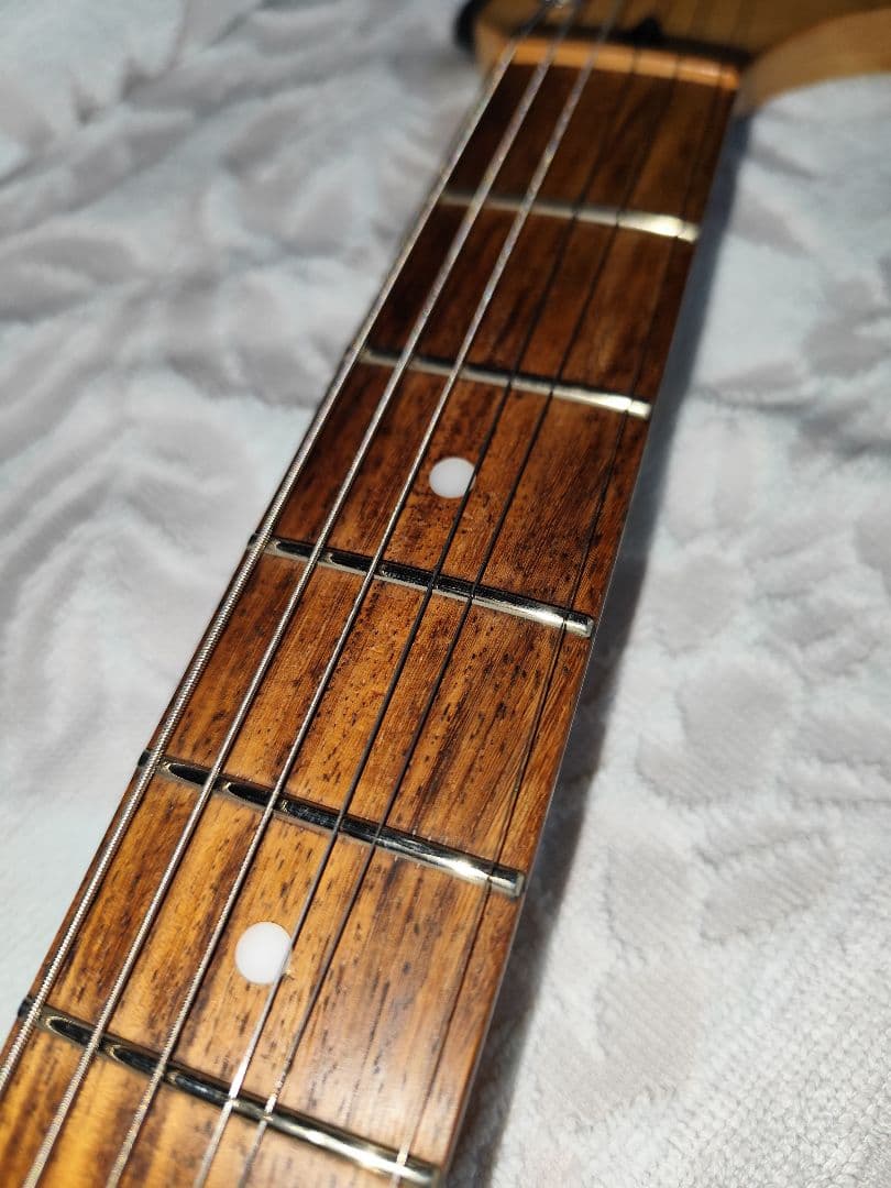 イ*ト様 Squier byFender CYCLONE/サイクロン スクワイヤ