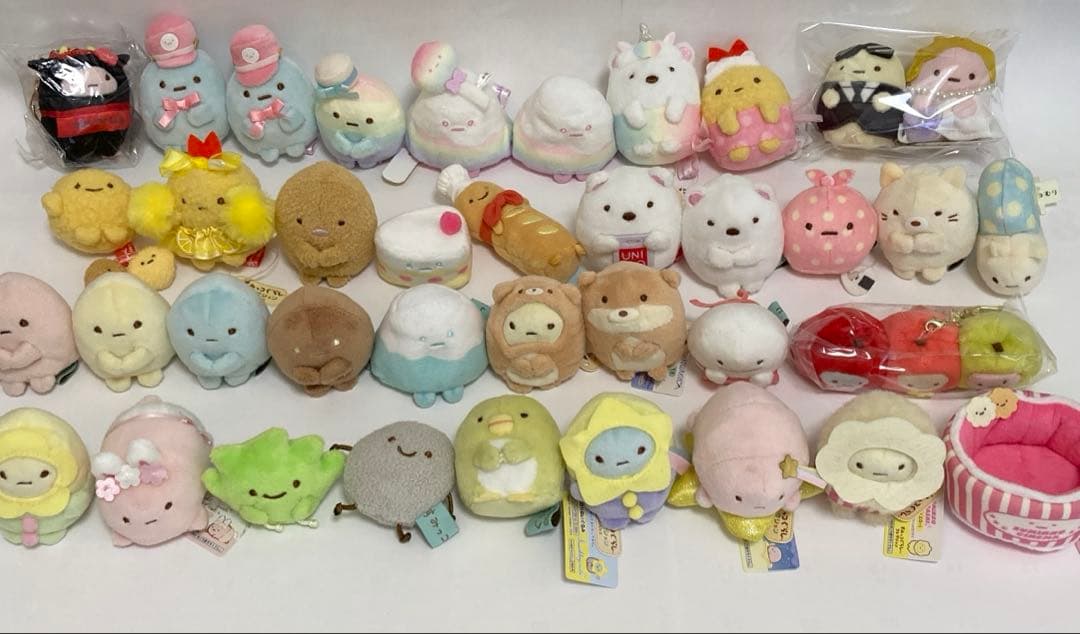 すみっコぐらし　ハウスケース＋てのりぬいぐるみ　37体　まとめ売り　たぴおか他