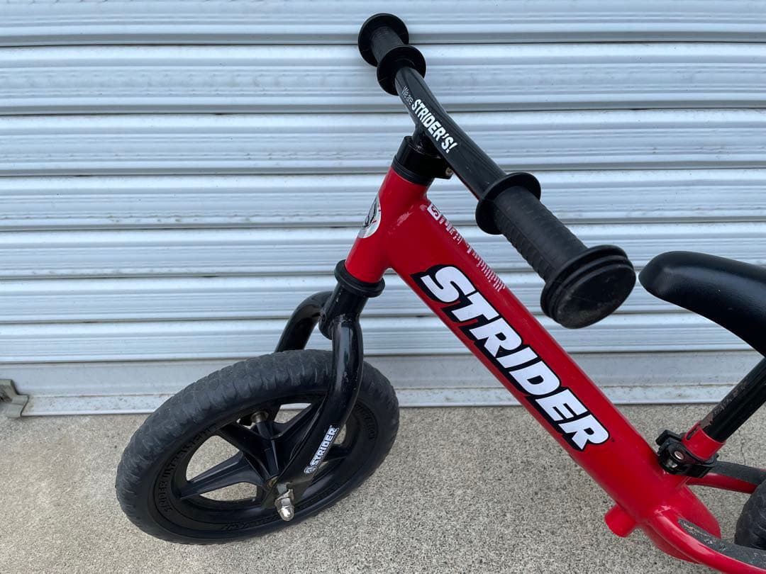 ☘️ストライダー STRIDER レッド　ソフトサドル付き♫