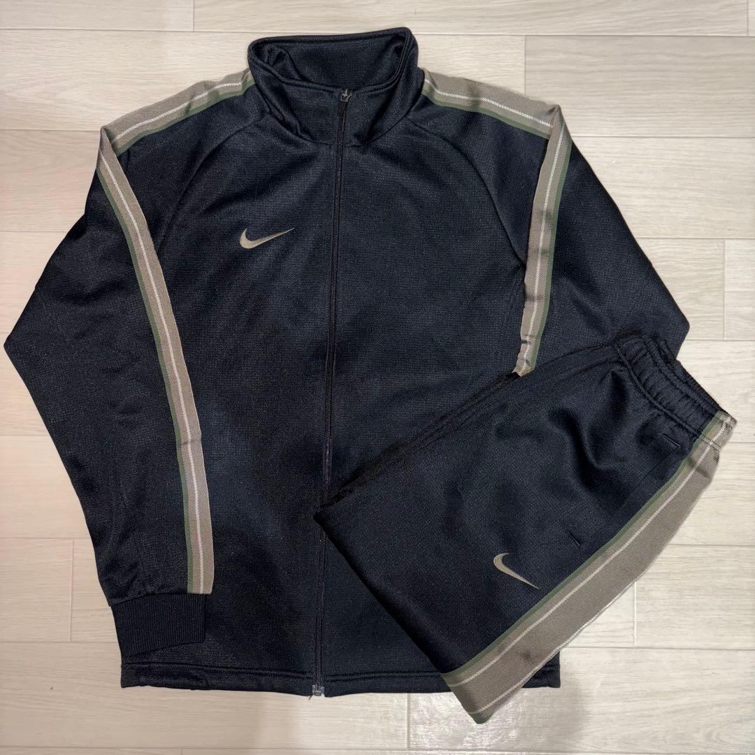 00s NIKE black olive set up M ナイキ 刺繍ロゴ