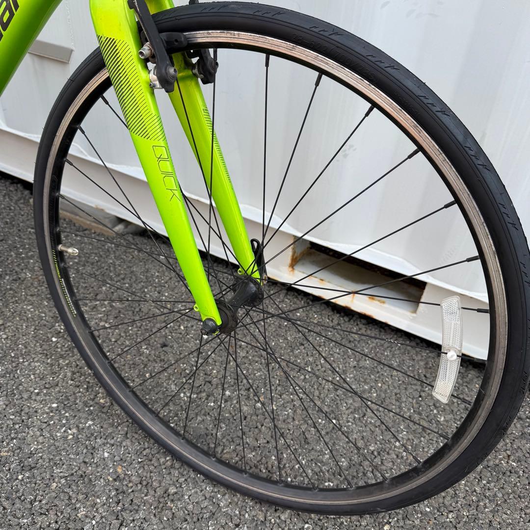 クロスバイク QUICK4 身長165-175cm 定価8.3万円