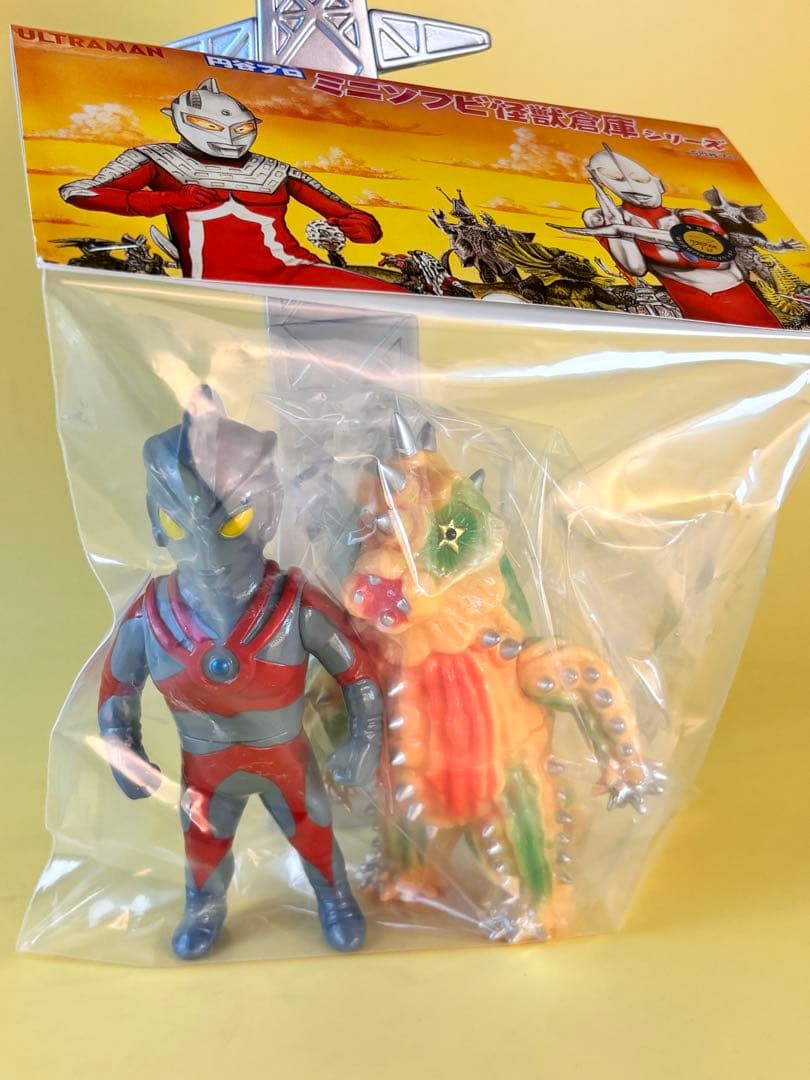 マックストイ ミニソフビ怪獣シリーズ ウルトラマンエース/サボテンダー　マルサン