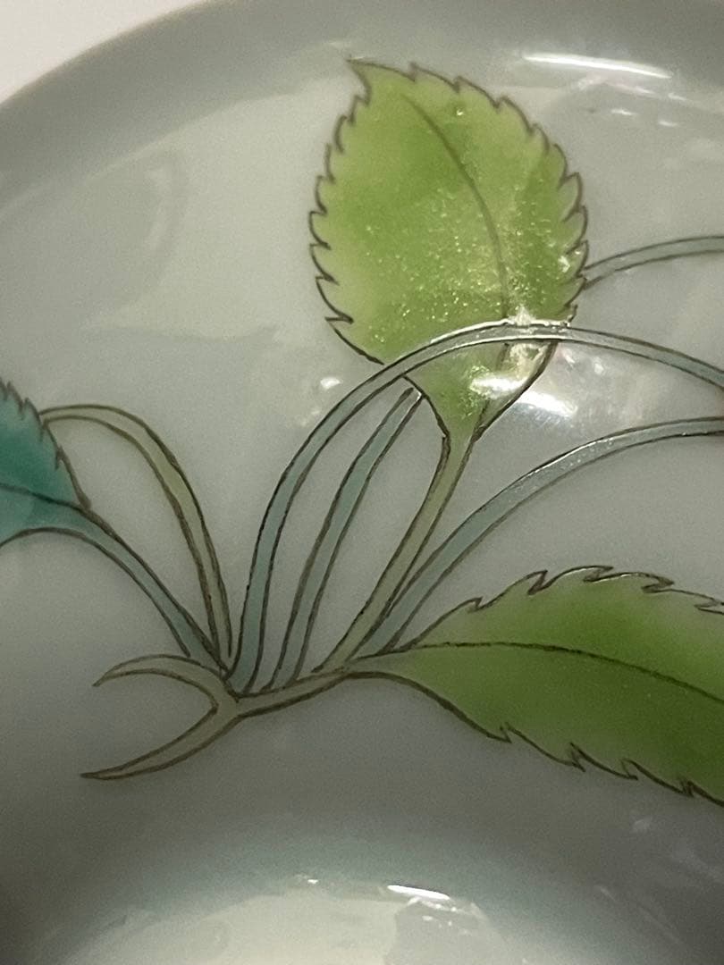 中国 清時代 旧家蔵出し 【大清康熙年製】官窯 陶芸 骨董 古玩 古美術 。