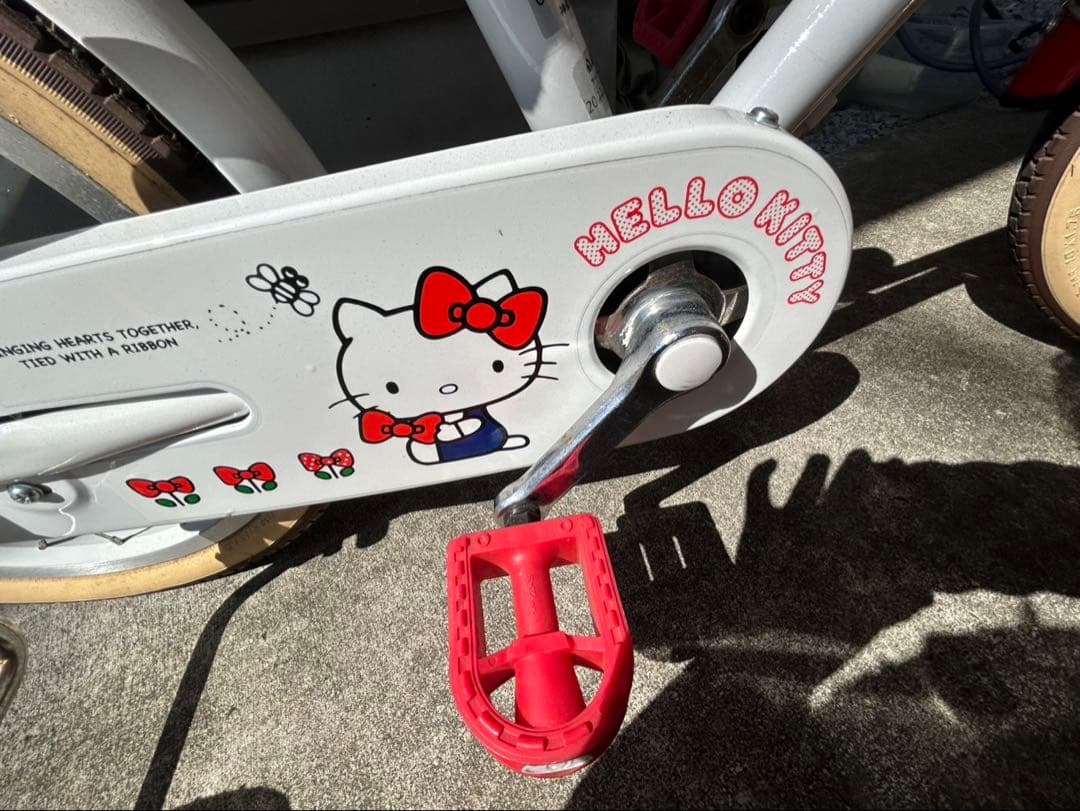 16インチ ハローキティ 自転車 あさひサイクルコラボ 補助輪付き