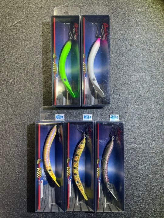 アチック アーク プレミアム・トラウト・ルアー