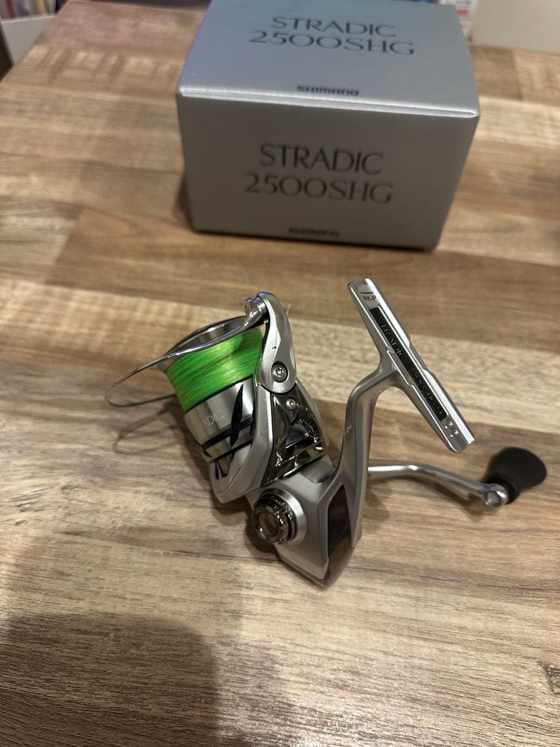 シマノ　23ストラディック2500shg