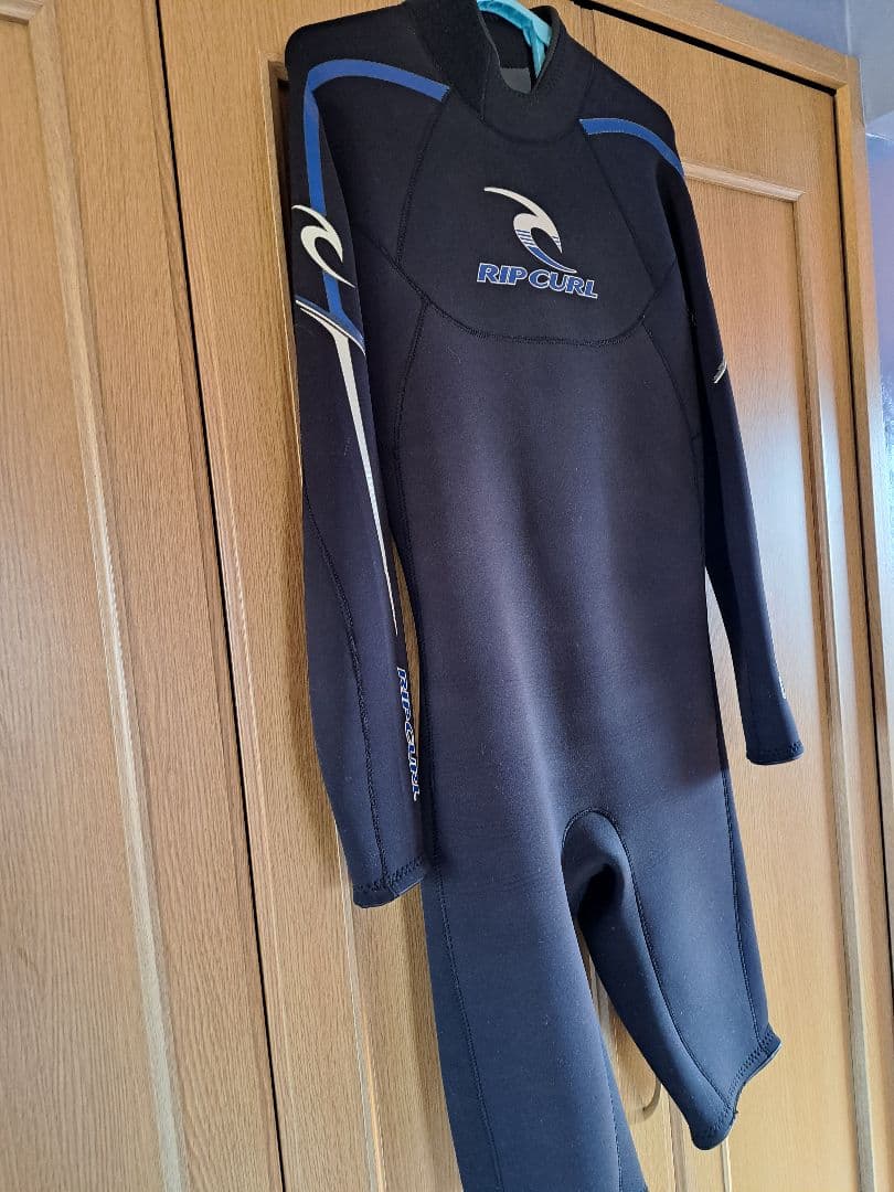 Rip Curl ロングスリーブショートジョン•バックジップ