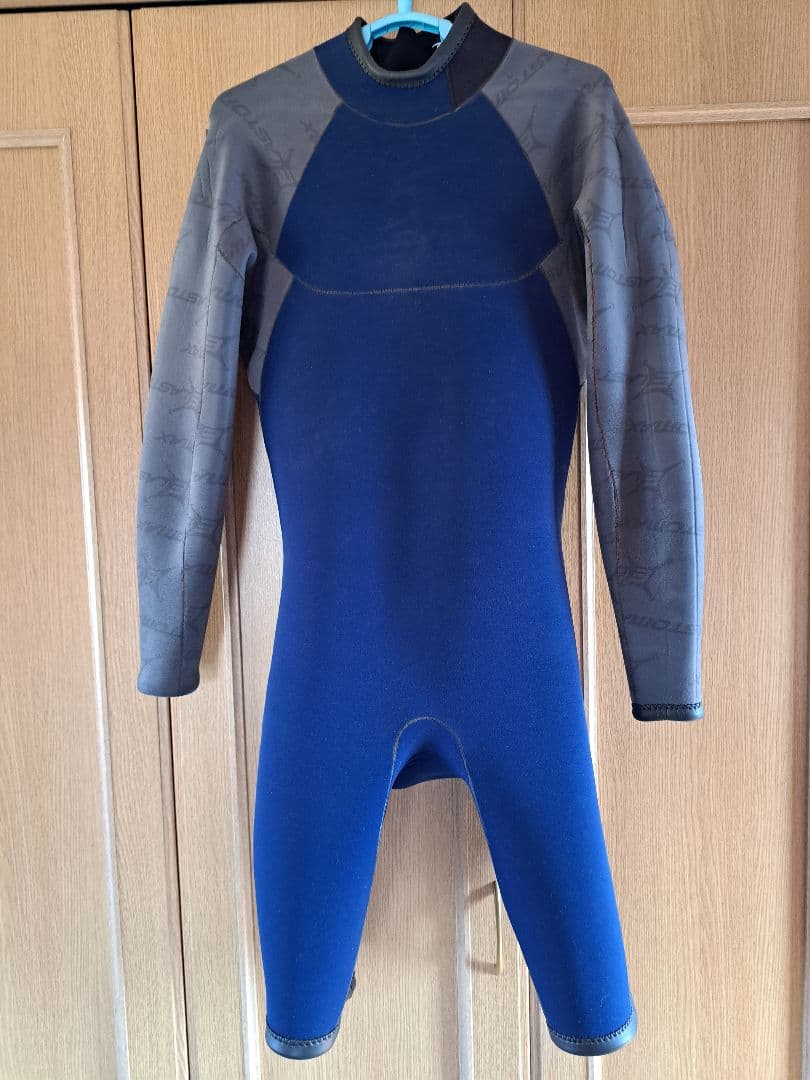 Rip Curl ロングスリーブショートジョン•バックジップ