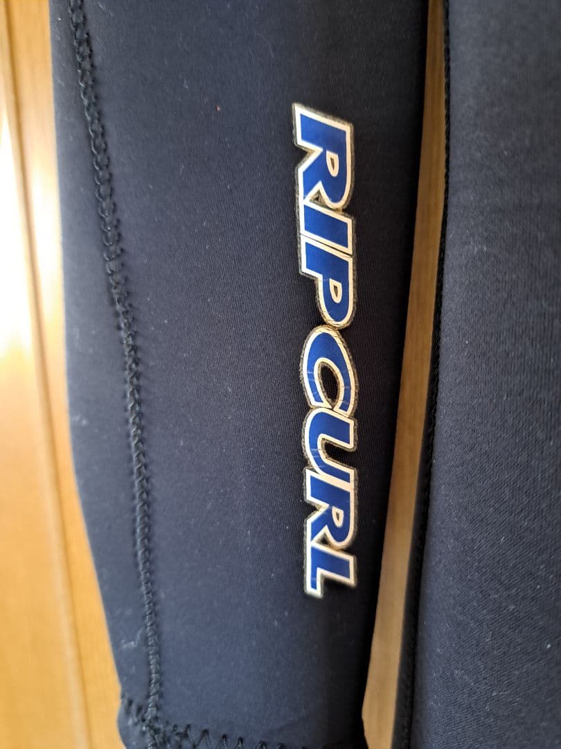 Rip Curl ロングスリーブショートジョン•バックジップ