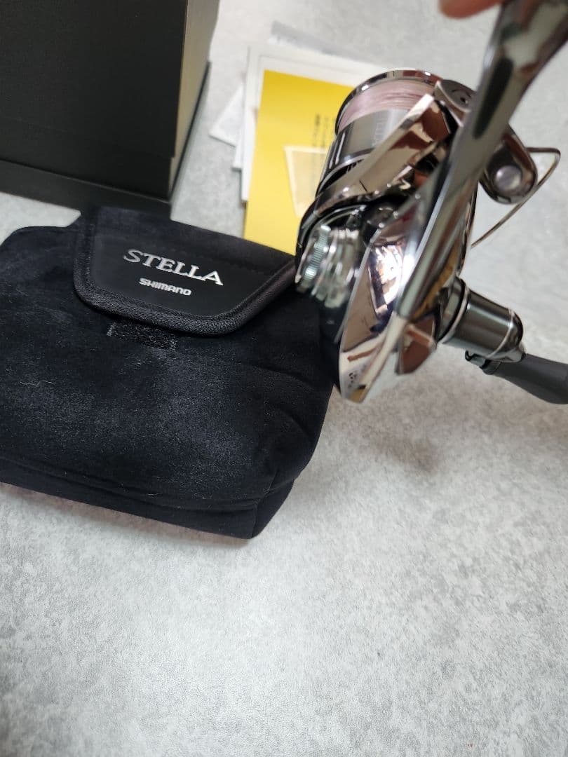 STELLA C2000SHG スピニングリール